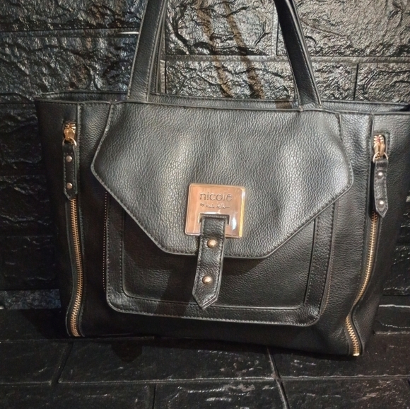 Nicole black shoulder strap bag - Picture 8 of 15